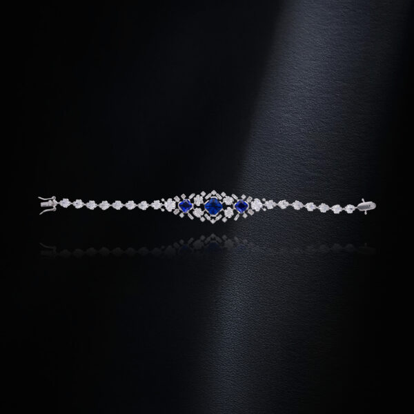 Structure & Shine Silver Set - Image 3