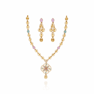 Affection Glow Gold Necklace Set