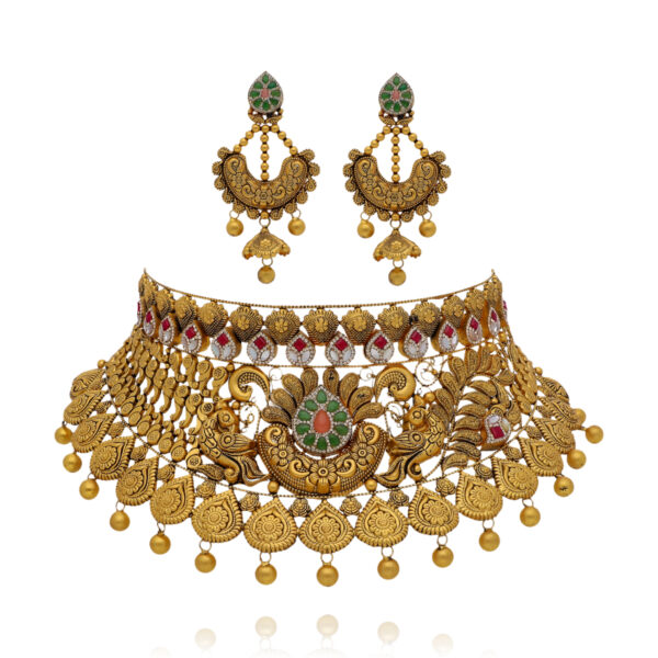Bridal Grace Redefined Luxurious Gold Choker