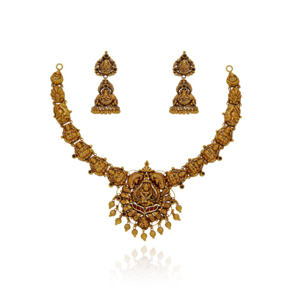 Creative Twist Gold Necklace Set