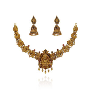 Elegant Artistic Gold Necklace Set