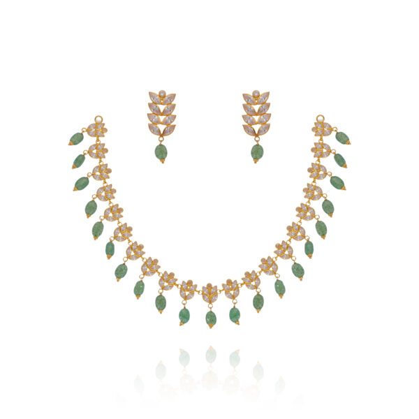 Elegant Golden Dreams Necklace Set