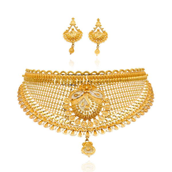 Forever Golden Choker That Complements Your Glow