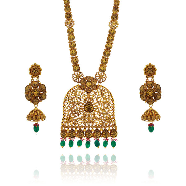 Golden Allure Gold Long Set for Luxe Lovers