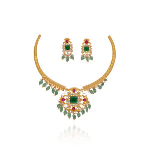 Golden Crown Necklace Set