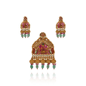Golden Opal Pendant Set for Women