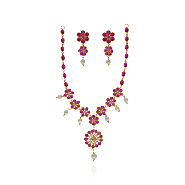 Golden Tapestry Necklace Set