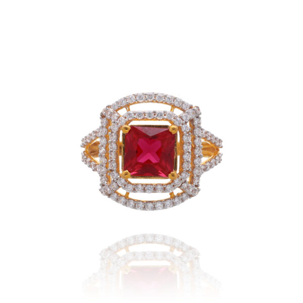Golden Vogue Ring - Trendsetter's Dream