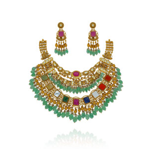 Imperial Allure Gold Necklace Set