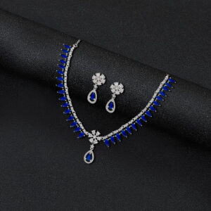 Lustrous Halo Silver Set