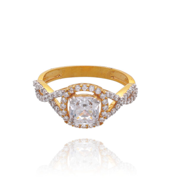 Luxurious Allure Gold Ring