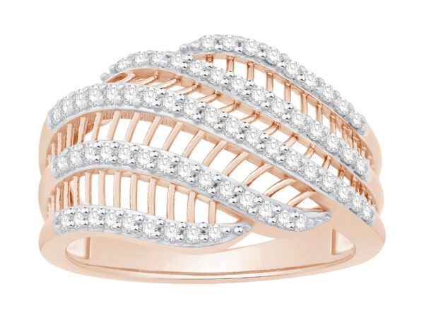 Luxurious Diamond Ring