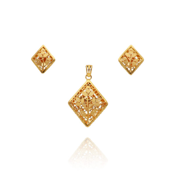 Pure Cascade Gold Pendant Set for Women