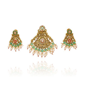 Royal Heritage Gold Antique Pendant Set