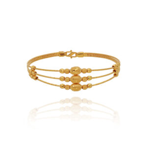 Sleek Golden Twist Bracelet for Women