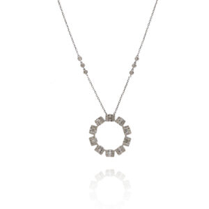 Sleek Shine Diamond Chain