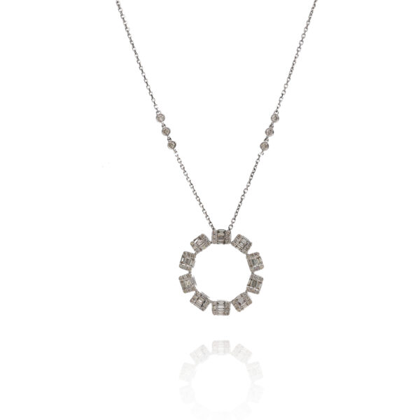 Sleek Shine Diamond Chain