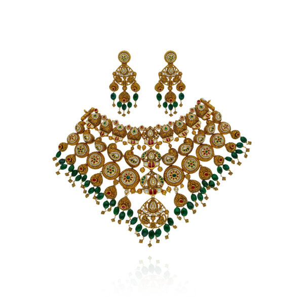 Timeless Beauty Gold Choker Set