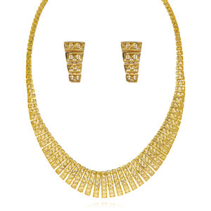 The Regal Line Gold Necklace Set